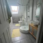 מלון Old Car's 4*